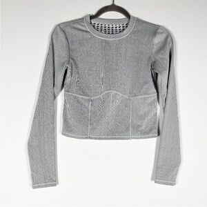 NEW!! Vuori Women's Long Sleeve Textured Chilled Out Performance Shirt S